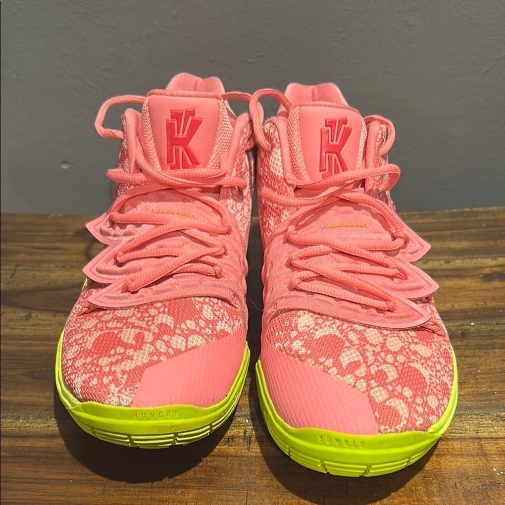SpongeBob SquarePants x Kyrie 5 EP 'Patrick - Picture 3 of 9